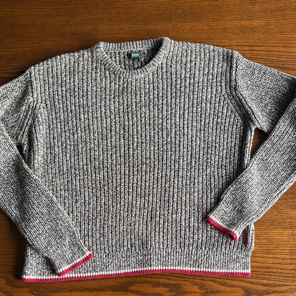 Roots ribbed gray/cream cotton/acrylic red trim crewneck sweater EUC